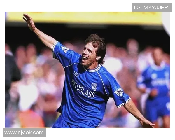 足球明星的辉煌历程与传奇瞬间全景回顾